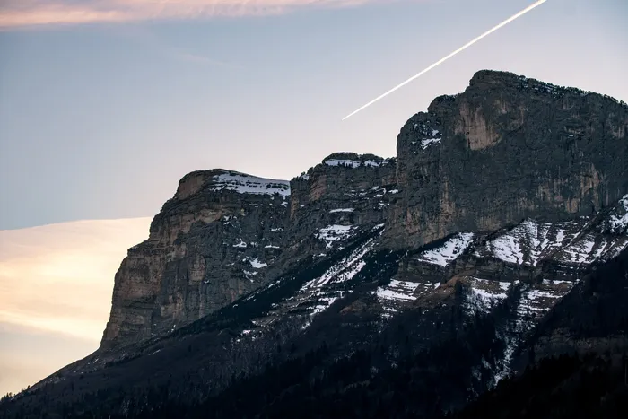 Avion au dessus de la Chartreuse